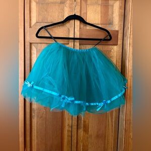 Green Revolution Child’s Sz M Blue/Green Tutu W/ Bow Accents Great for Costumes